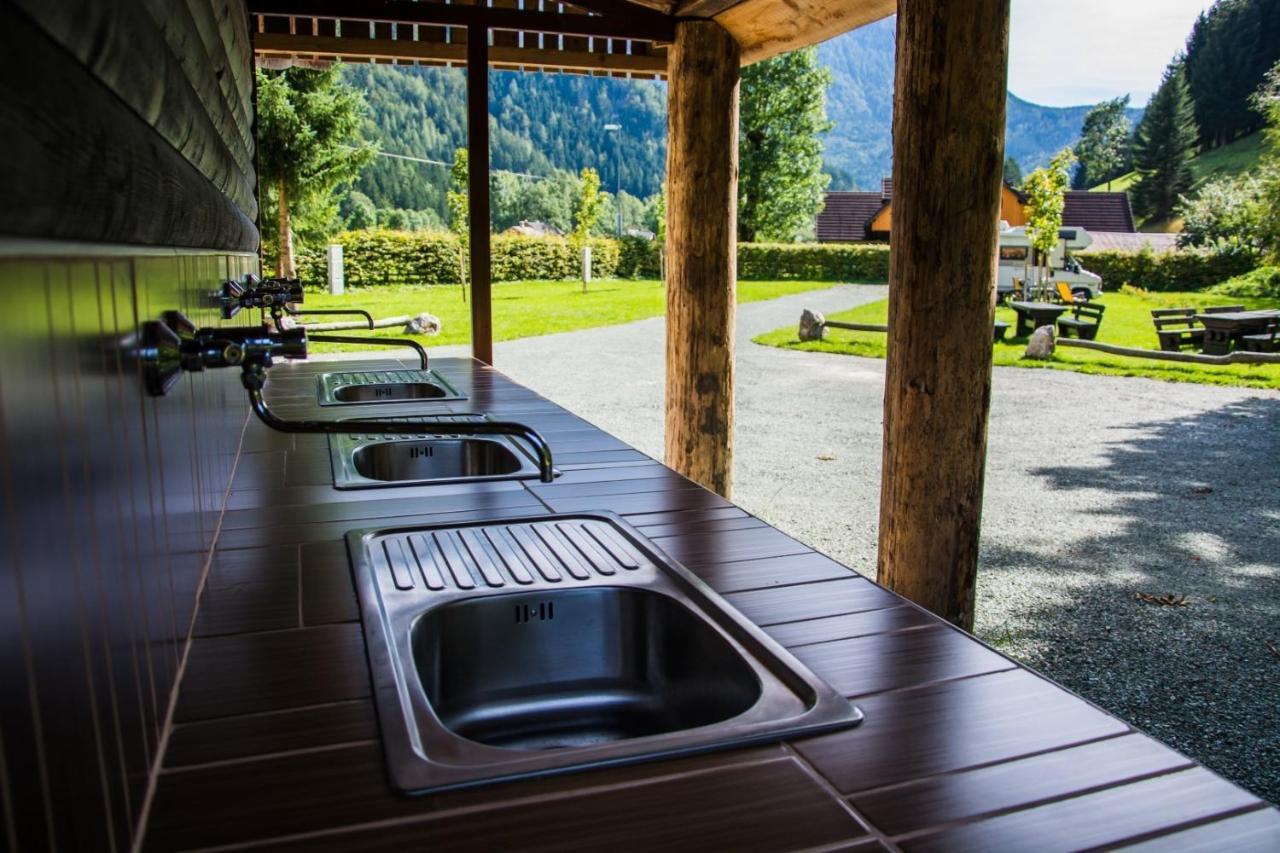 & Glamping Ex Cvet Gora Couette-café
